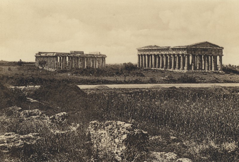 Napoli: Pesto, Neptun-tempelet og Ceres (s/hvitt-bilde) av Italian Photographer