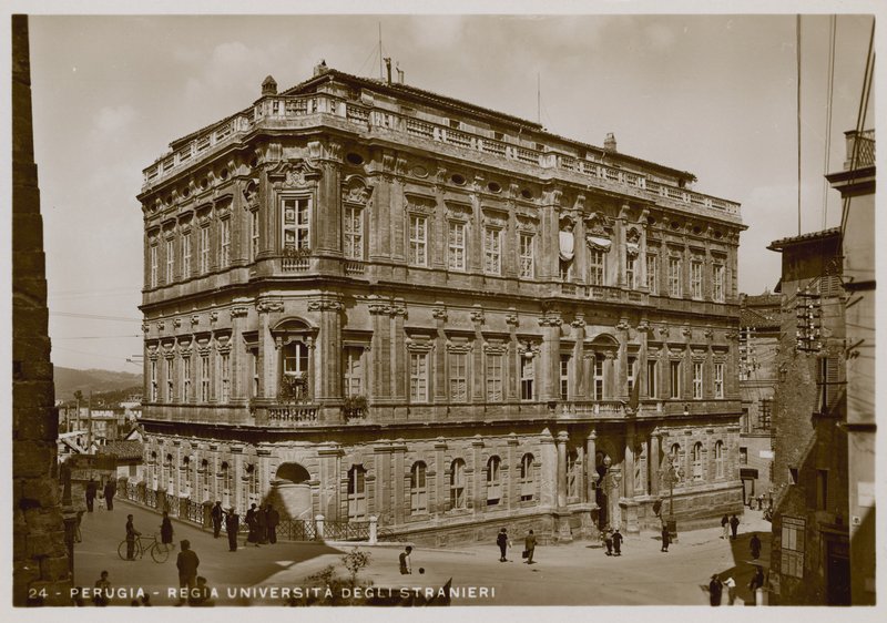 Perugia, University of Foreigners, ca 1920 av Italian Photographer