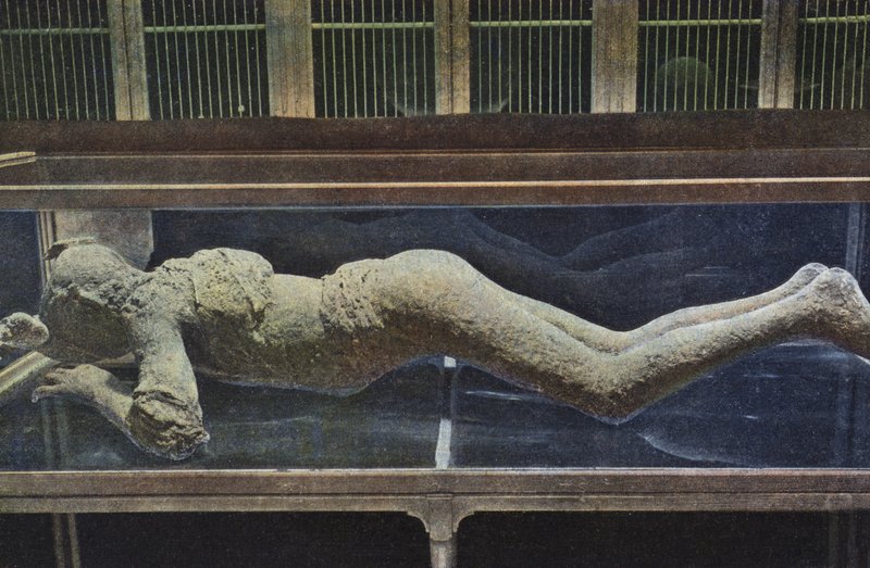 Gipsavstøpning av en kropp fra Pompeii (fargebilde) av Italian Photographer