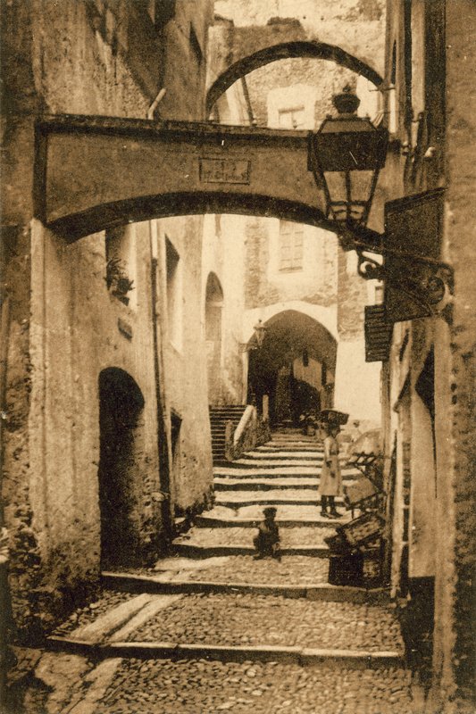 San Remo, Gamlebyen, Via Santa Brigida (s/h-bilde) av Italian Photographer
