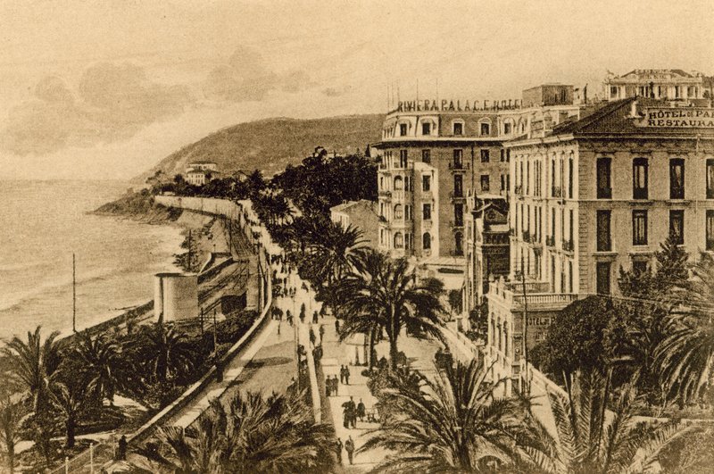 Sanremo, Walk of the Empress (s/h foto) av Italian Photographer