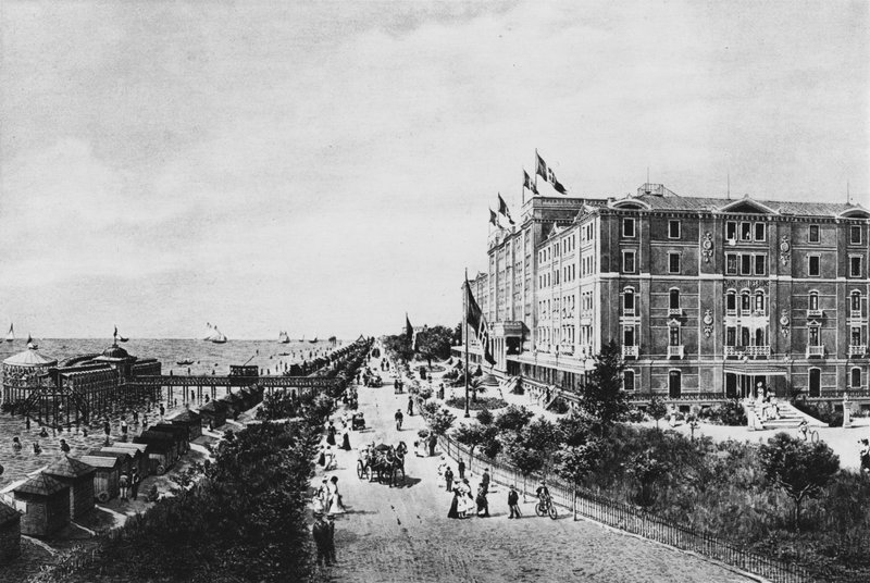 Venezia, Lido, Grand Hotel des Bains (s/hvitt-bilde) av Italian Photographer