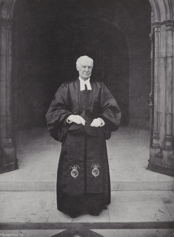 Kapellanen ved Underhuset, erkediakon Wilberforce (s/hvitt bilde) av J. Benjamin Stone