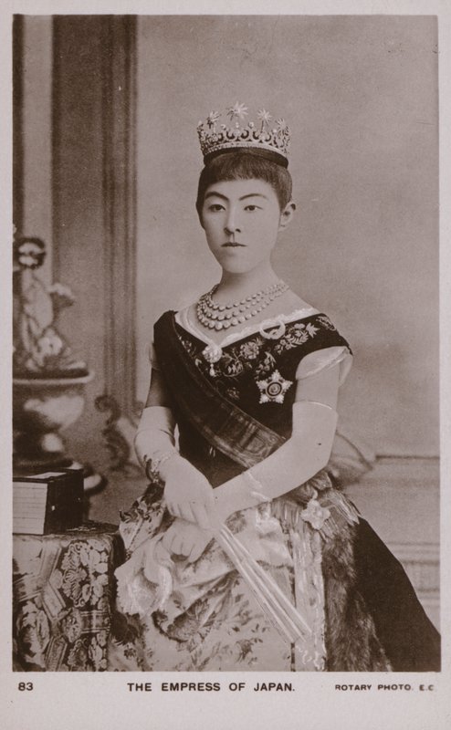 Keiserinne Shoken, kone til keiser Meiji av Japan (s/hv-bilde) av Japanese Photographer