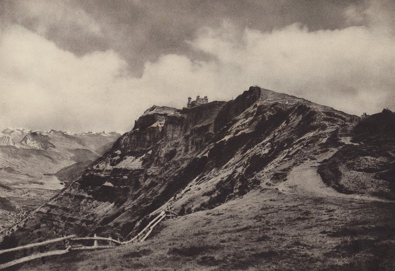 Rigi Kulm, hotell på toppen (s/hvitt bilde) av Jean Gaberell