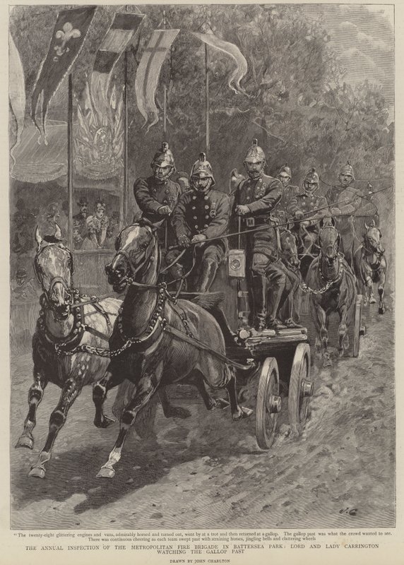 Den årlige inspeksjonen av The Metropolitan Fire Brigade i Battersea Park, Lord og Lady Carrington ser på galoppen forbi av John Charlton