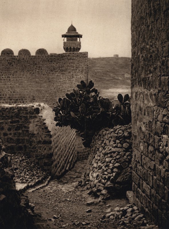 Hebron, Haram (s/hvitt bilde) av Karl Grober