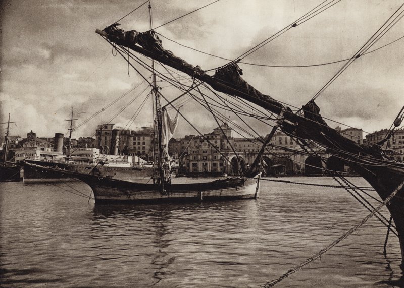 Italia: Civitavecchia (s/hvitt bilde) av Kurt Hielscher