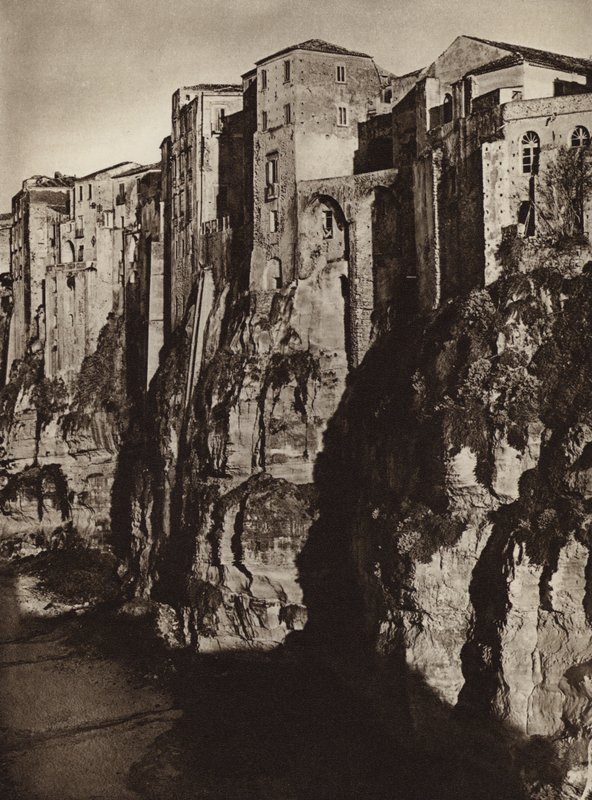 Italia: Tropea (s/hvitt bilde) av Kurt Hielscher