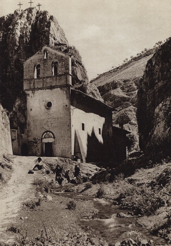 Italia: Val di Rajale, Abruzzi (s/h-bilde) av Kurt Hielscher