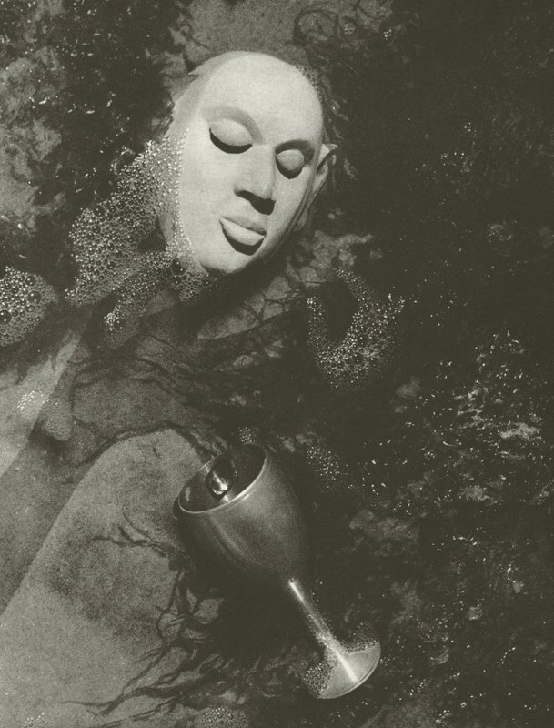 Stille sted (s/hvitt bilde) av Lionel Wendt