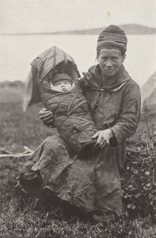 Lappe mor og baby av Norwegian Photographer
