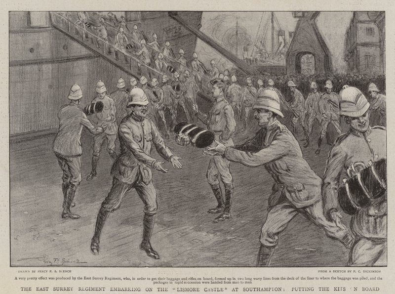 East Surrey Regiment tar fatt på Lismore Castle i Southampton og setter kitene om bord av Percy F.S. Spence