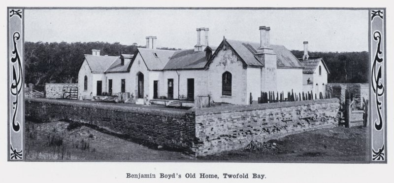 Benjamin Boyds gamle hjem, Twofold Bay (s/hvitt-bilde) av Photographer Australian