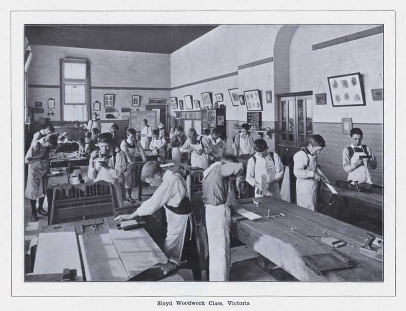 Sloyd Woodwork Class, Victoria (s/hvitt-bilde) av Photographer Australian