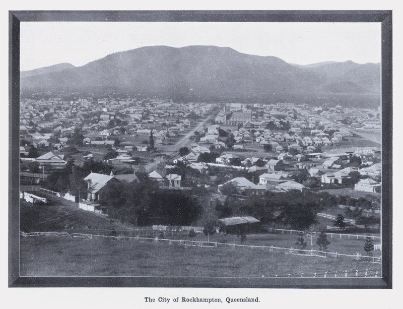 The City of Rockhampton, Queensland (s/hvitt bilde) av Photographer Australian