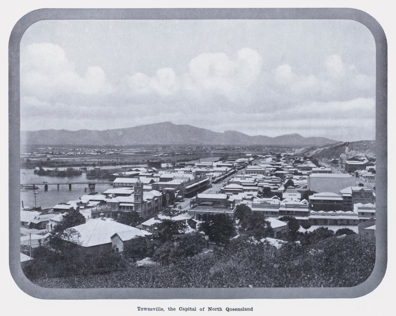Townsville, hovedstaden i Nord-Queensland (s/hvitt-bilde) av Photographer Australian
