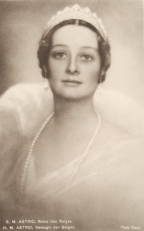 Astrid av Sverige, dronning av belgierne, konsort av Leopold III av Belgia (s/hv-bilde) av Photographer Belgian