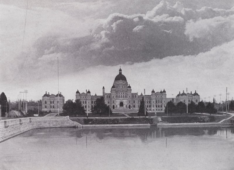 Parliament Buildings, Victoria, British Columbia (s/hvitt-bilde) av Photographer Canadian