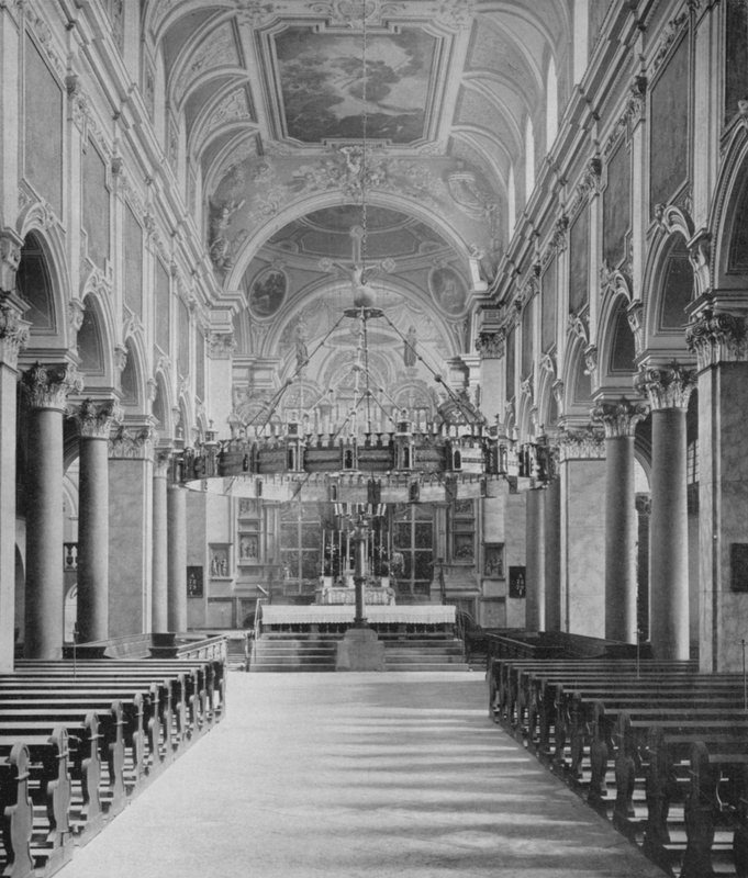 Katedral, interiør (s/hvitt bilde) av Photographer German