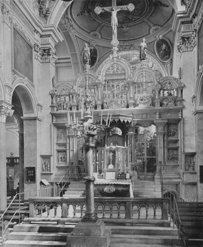 Katedral, takskjerm og Irmensaule (s/hvitt-bilde) av Photographer German