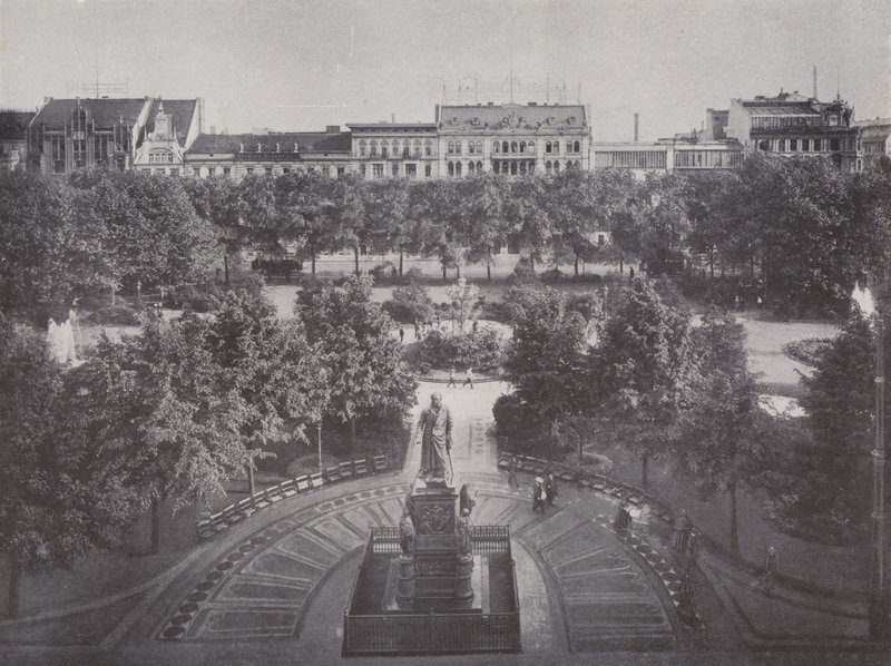 Donhof-Platz (s/hvitt bilde) av Photographer German