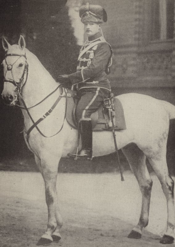 Gustav Krupp von Bohlen, ektemann til Berthe Krupp, eier av Krupps industriimperium (s/hv-bilde) av Photographer German