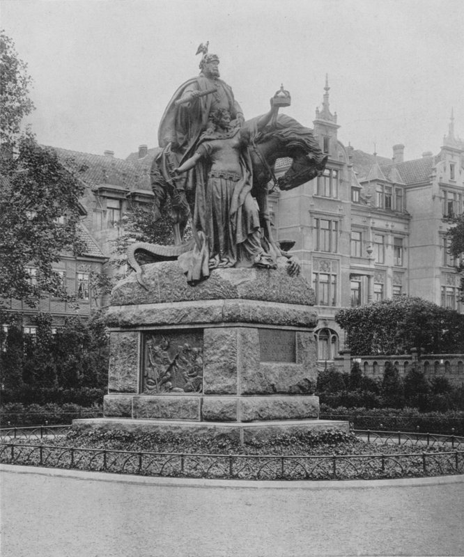Kaiser Wilhelm Monument (s/hvitt bilde) av Photographer German