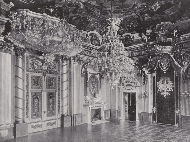 Konigliches Schloss, Thronsaal (s/hvitt-bilde) av Photographer German