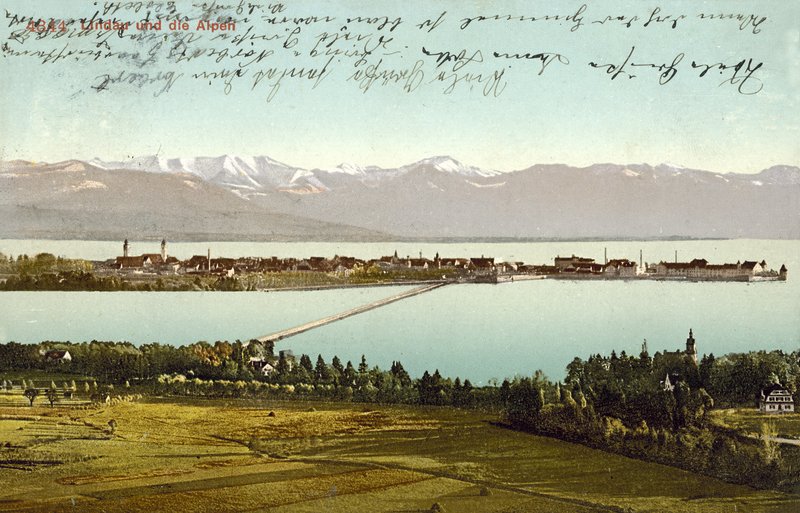 Lindau og Alpene (fargebilde) av Photographer German