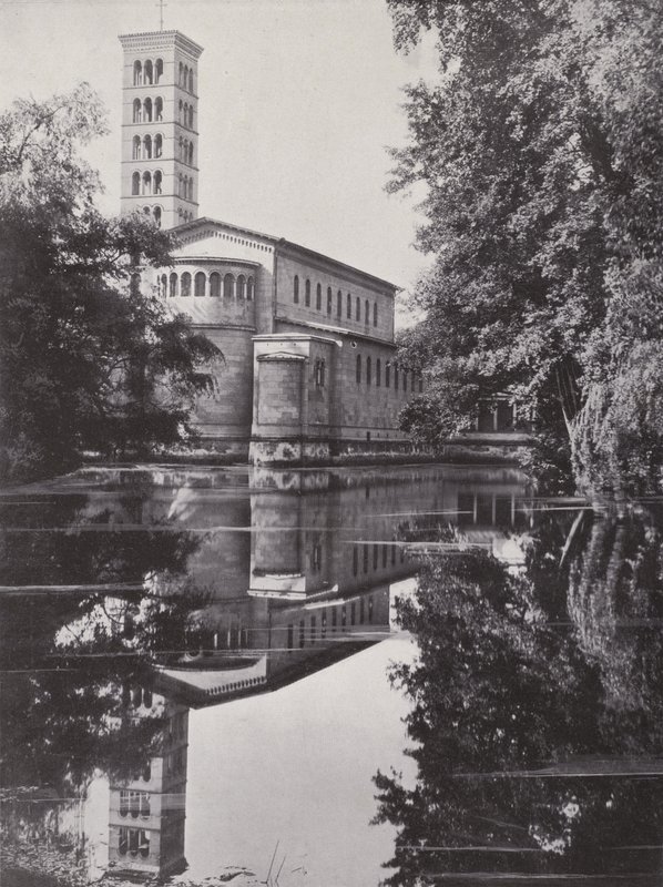 Potsdam, Fredskirken (s/hvitt bilde) av Photographer German