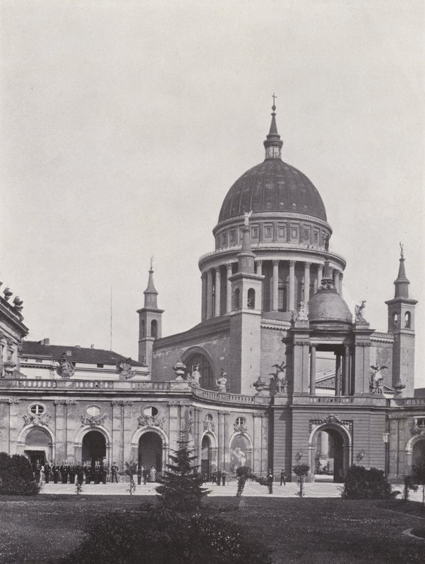 Potsdam, Stadtschloss, Fortunaportal og St Nikolaikirche (s/hvitt bilde) av Photographer German