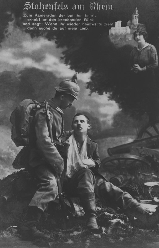 Stolzenfels slott ved elven Rhinen, postkort med tysk patriotisk militærtema (s/hv-bilde) av Photographer German