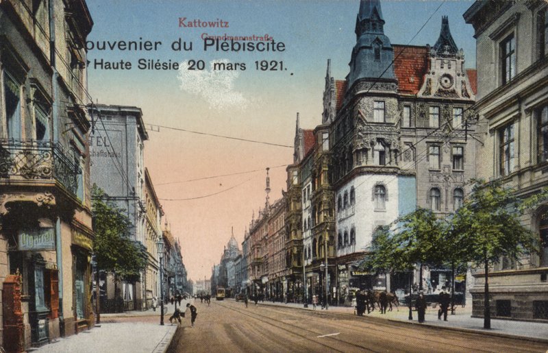 Gate i Katowice, Polen, suvenirpostkort til minne om folkeavstemningen i Øvre Schlesien holdt 20. mars 1921 for å bestemme en del av grensen mellom Polen og Tyskland (bilde) av Photographer German