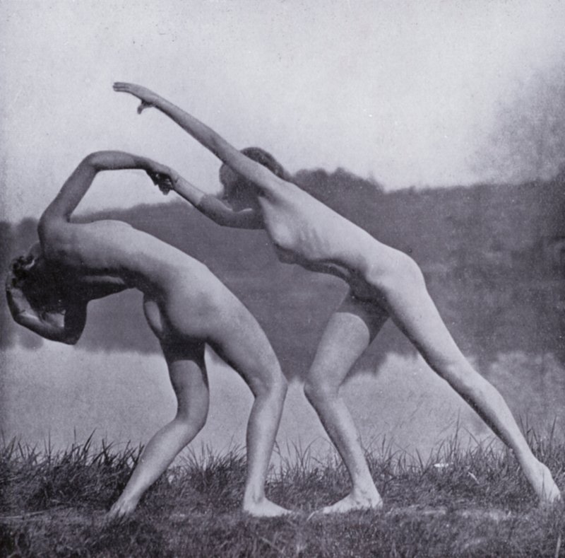 The Body Beautiful, Physical Culture for Women (s/hvitt-bilde) av Photographer German