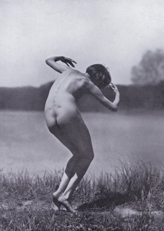 The Body Beautiful, Physical Culture for Women (s/hvitt-bilde) av Photographer German