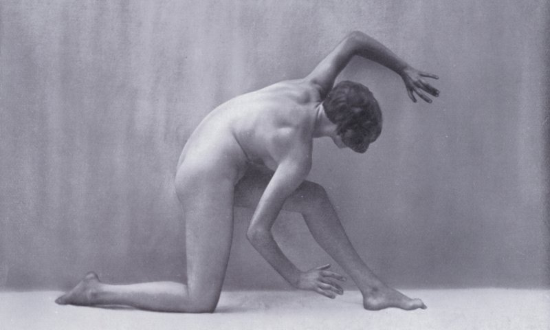 The Body Beautiful, Physical Culture for Women (s/hvitt-bilde) av Photographer German