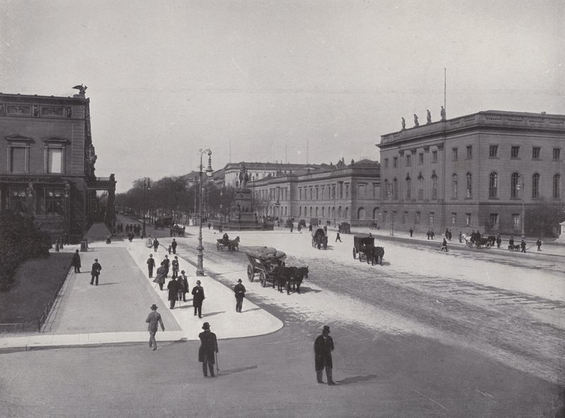 Unter Den Linden (s/hvitt bilde) av Photographer German