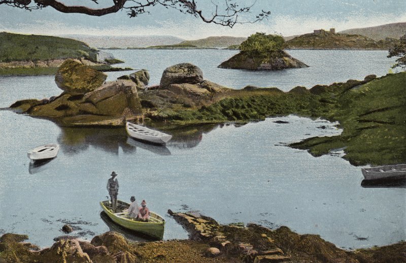 Sør-Irland: Glengarriff Harbour, County Cork (farget bilde) av Photographer Irish