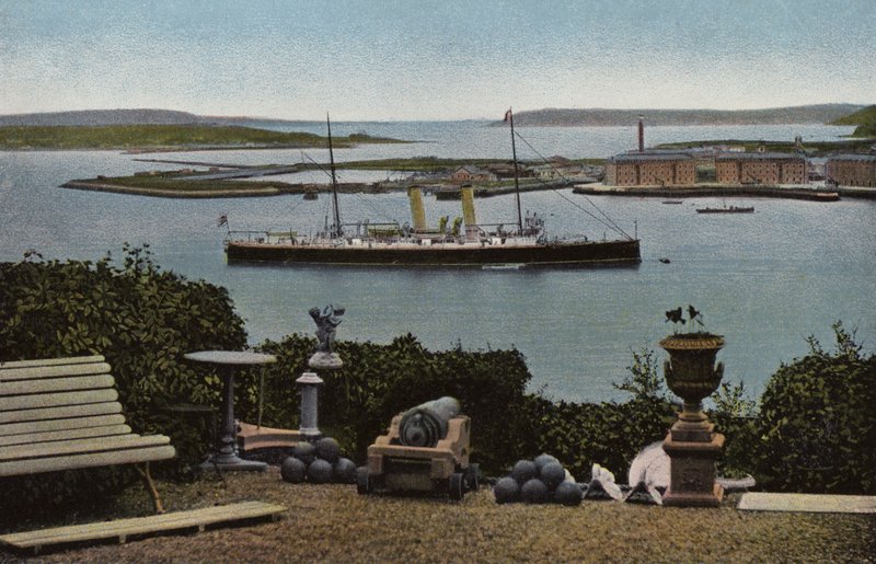 Sør-Irland: Queenstown Harbour, County Cork (farget bilde) av Photographer Irish