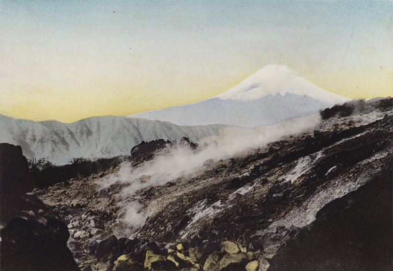 Japan, ca. 1912: Fuji fra Ohwakudani, Hakone (bilde) av Photographer Japanese