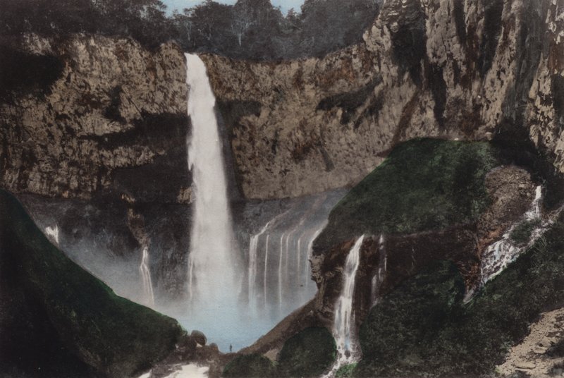 Japan, ca. 1912: Kegon Fall, Nikko (bilde) av Photographer Japanese