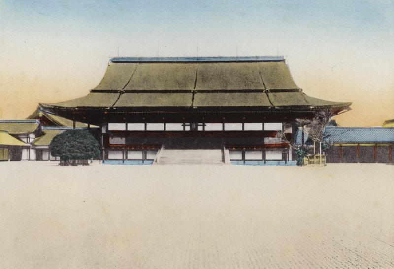 Japan, ca. 1912: Shishinden-hallen i Kyoto-palasset, ble brukt til nyttårspublikum og andre store seremonier; Tronsettingen av den nåværende keiseren ble holdt her i 1868, Kyoto (bilde) av Photographer Japanese