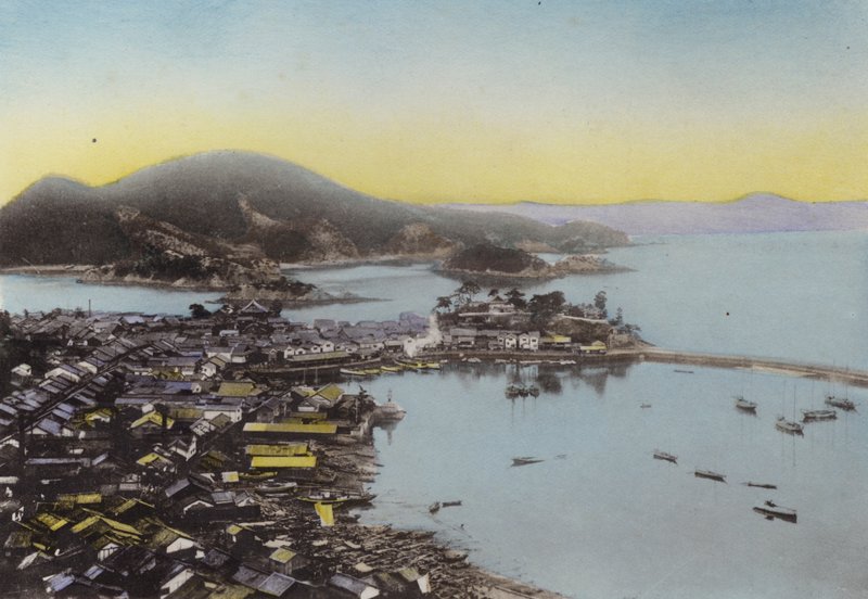 Japan, ca. 1912: Tomo i Bingoprovinsen i innsjøen; En liten havn kjent for sin skjønnhet (bilde) av Photographer Japanese
