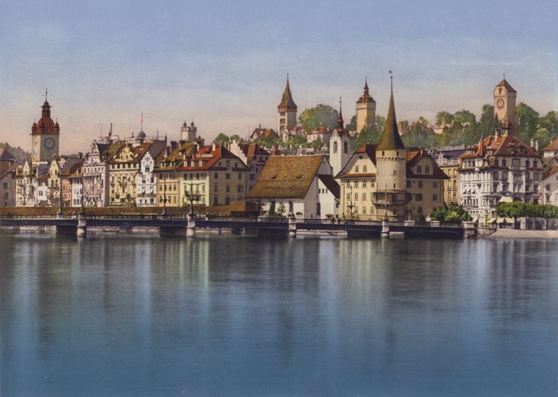Alt-Luzern, Seebrücke u Musegg (fargefoto) av Photographer Swiss