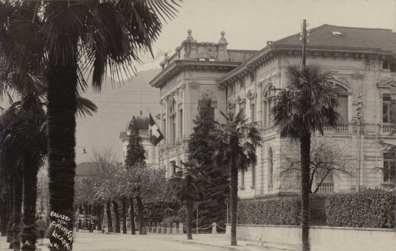 Konferansepalasset der Locarno-traktaten ble undertegnet i 1925 (s/h-bilde) av Photographer Swiss