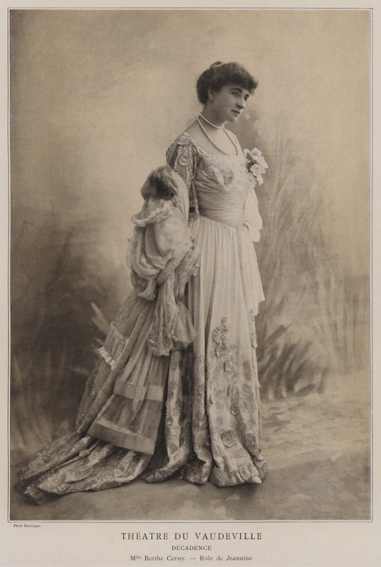 Berthe Cerny som Jeannine i Decadence av Reutlinger Studio