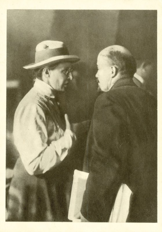 Elena Stasova og Lenin på den andre verdenskongressen til Komintern i Kreml, Moskva av Russian Photographer