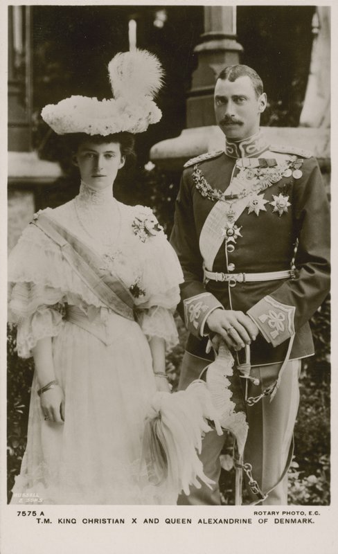 Kong Christian X og dronning Alexandrine av Danmark (s/hvitt bilde) av Russian Photographer