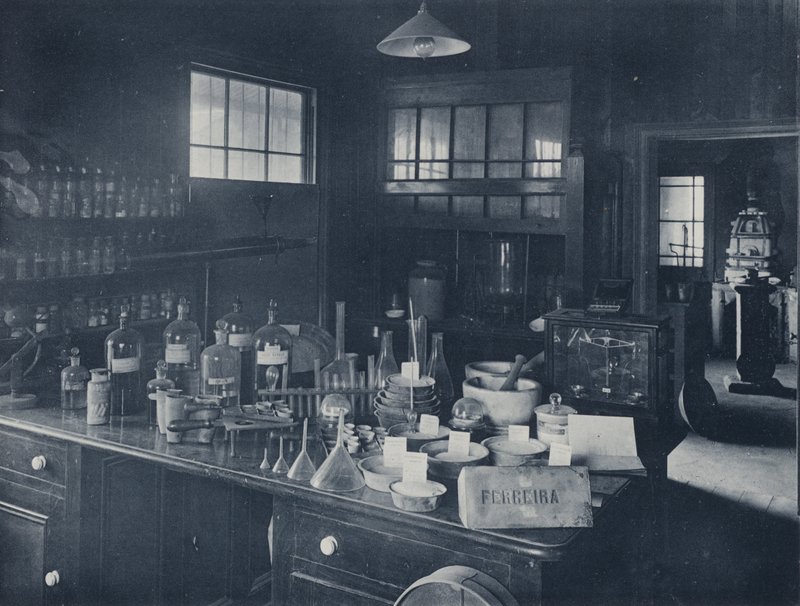 Assay Office, Ferreira Gold Mining Company (s/hvitt-bilde) av South African Photographer